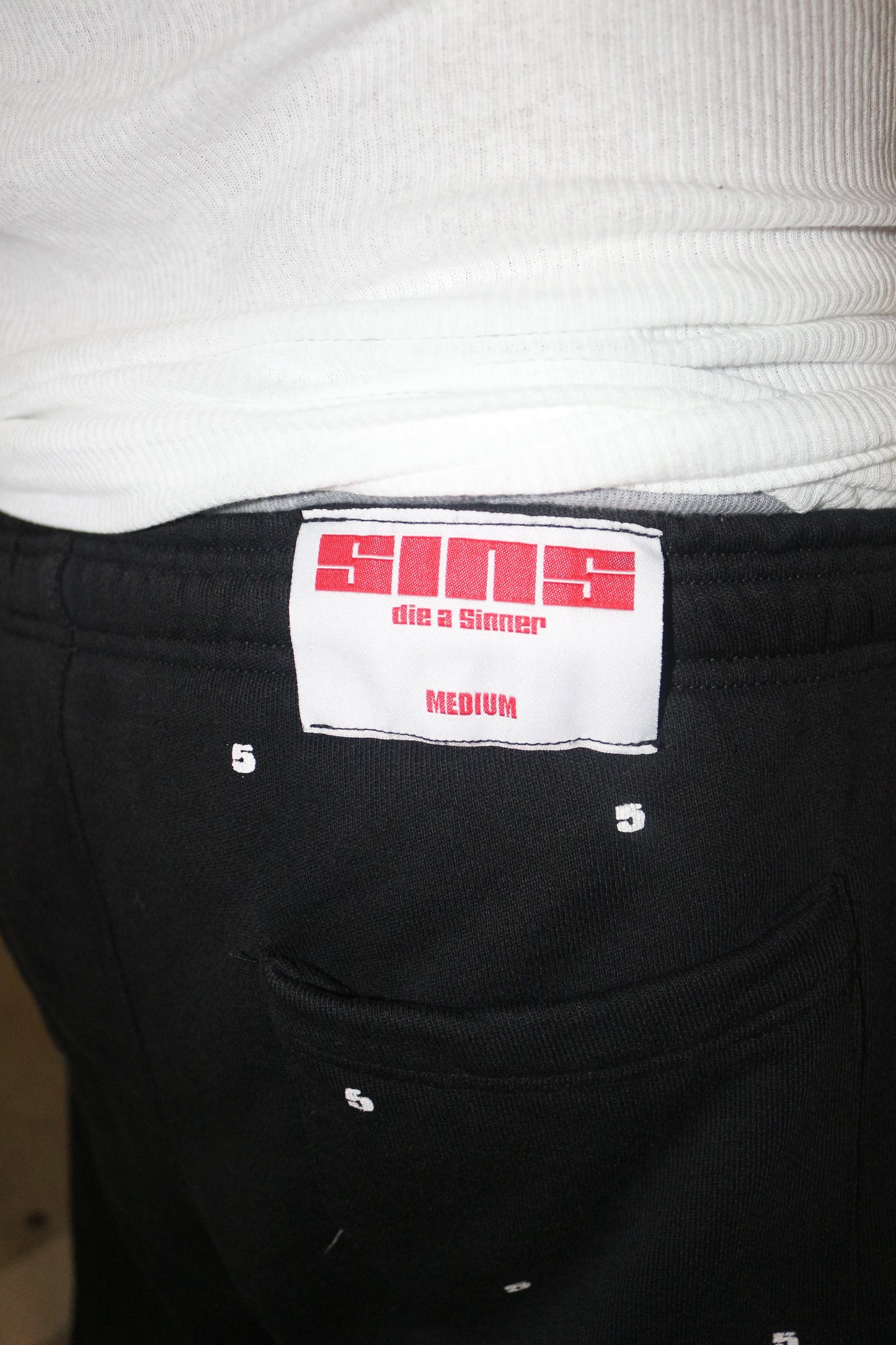 "5INNER" OVERSIZED SWEATSHORT BLACK