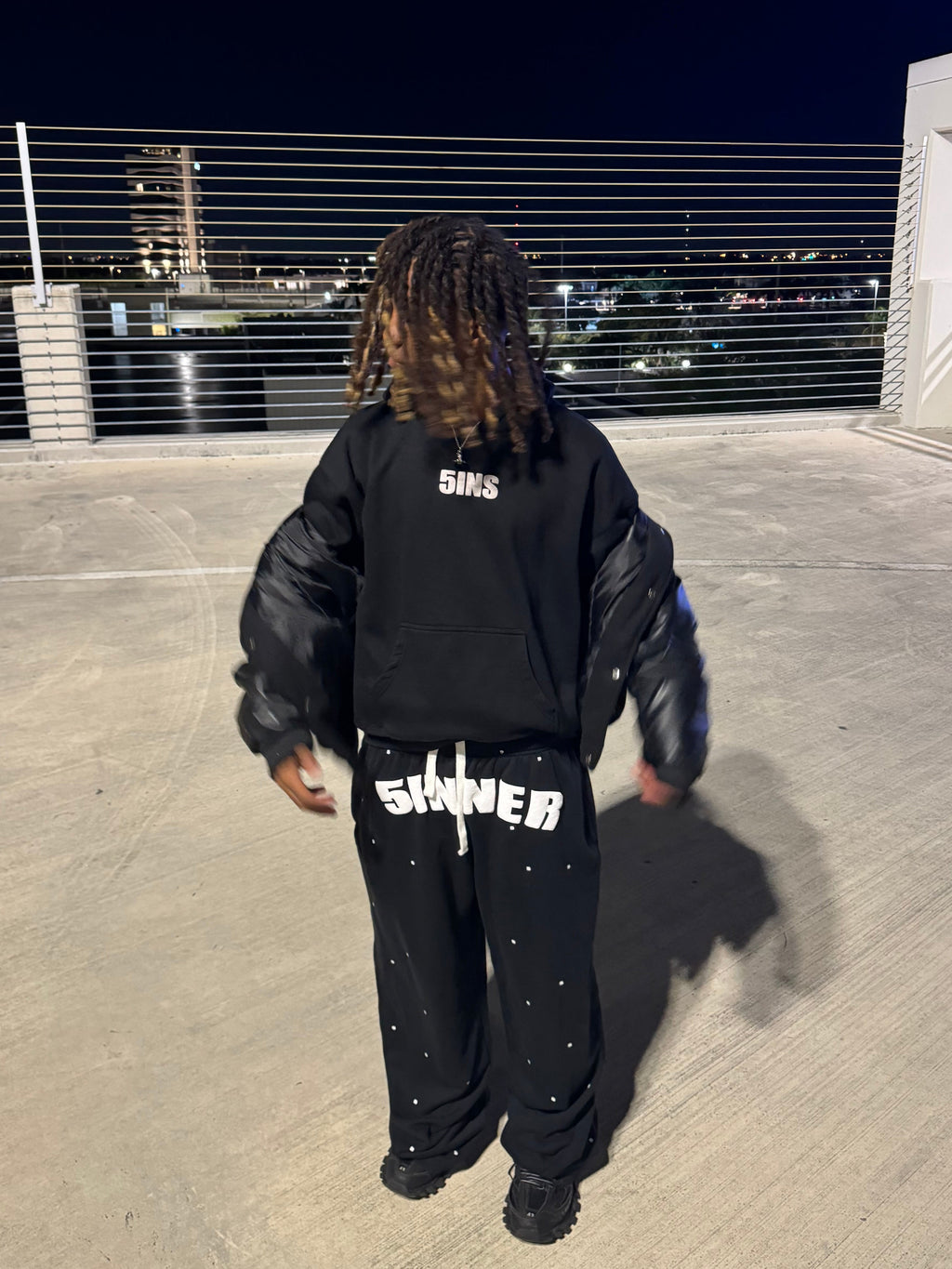 "5INNER" OVERSIZED SWEATPANT BLACK