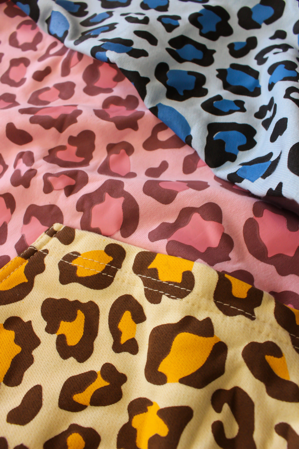 MULTICOLOR LEOPARD ZIP UP HOODIE