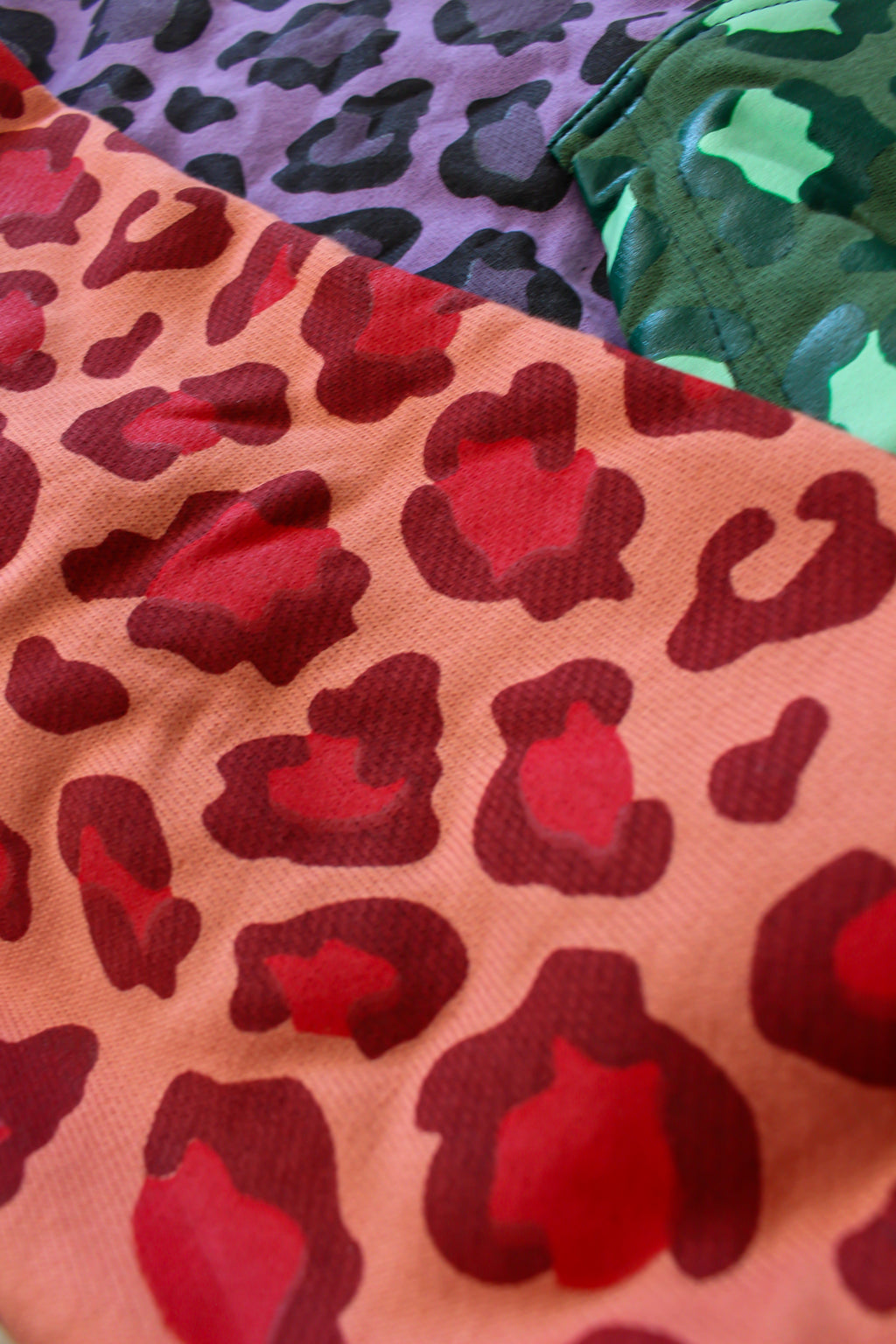 MULTICOLOR LEOPARD ZIP UP HOODIE