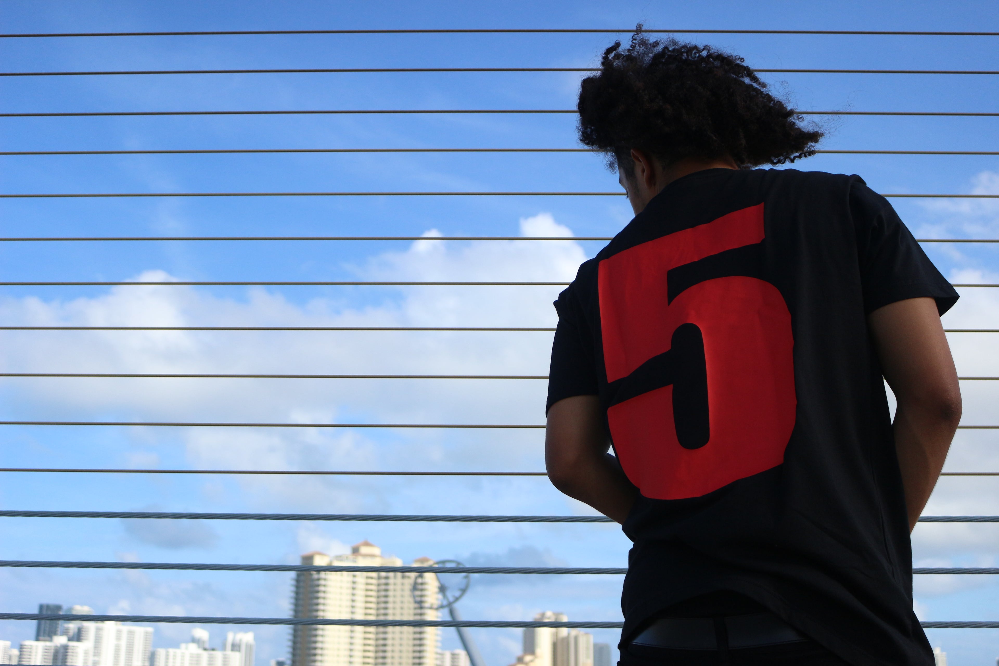5INS OG TEE